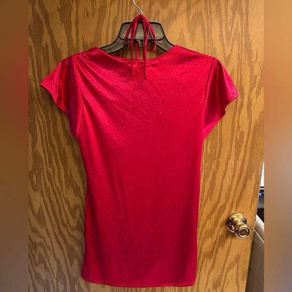 Studio Y Top - Picture 2 of 4